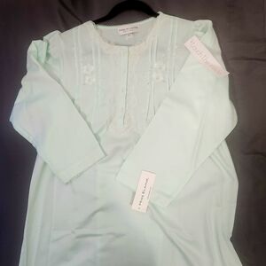 NWT Miss Elaine Light Green Embroidered Chemise